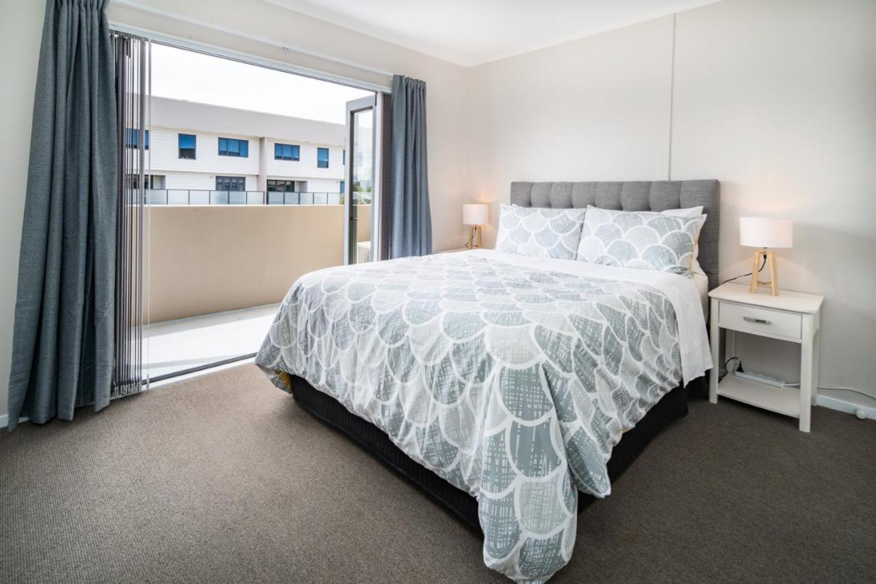 Central Manukau Escape Apartment Оукланд Екстериор снимка